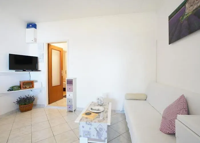 Marija Kanica * Rogoznica (Sibenik-Knin)